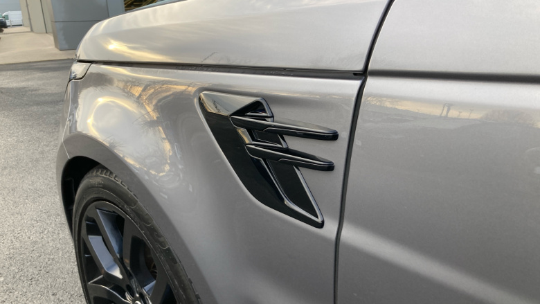 Land Rover Range Rover Sport 3.0 SDV6 HSE Dynamic 5dr Auto Diesel Estate